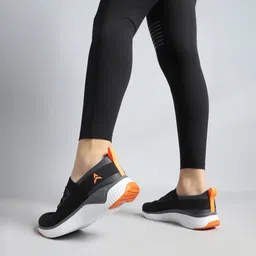 avant Women's SwiftFit Walking Shoes image 2