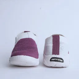 footstation 𝑭𝒐𝒐𝒕𝑺𝒕𝒂𝒕𝒊𝒐𝒏: Infant's Musical ♫♬♪ Sound Shoes | Age 9-24 Months | Fly- image 3