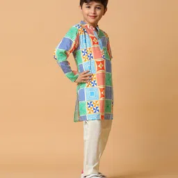 Tales & Stories Viscose Full Sleeves Geometric Design Printed Kurta & Pyjama Set - Blue image 4