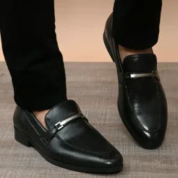 San Frissco Men's Carbon Black Casual Loafers-image-60