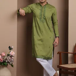 Aesthelia Men Ethnic Motifs Embroidered Regular Mirror Work Kurta with Pyjamas image 3