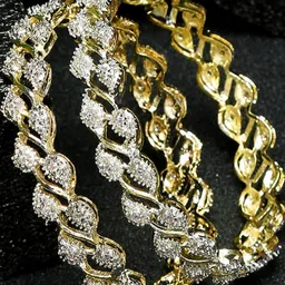 Shayna Gold-Toned Alloy Bangle-image-58