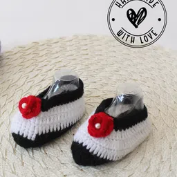 Woonie Floral Applique Detailed Slip On Handmade Crochet Booties - Black-picture-13