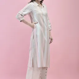 Shree Pink Woven Design Shirt Collar Neck Three-Quarter Sleeves Cotton Straight Kurta image 4