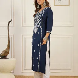Anouk Women Embroidered Thread Work V-Neck Kurta image 3