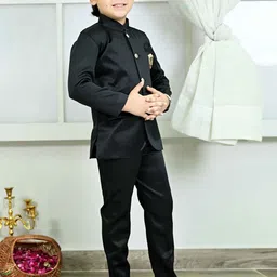 BT DEZINES Boys Single-Breasted Two-Piece Suit image 2