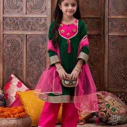 Pspeaches Three Fourth Sleeves Floral Designed & Gota Lace Embellished Coordinating Kurta & Pant With Dupatta - Green image 1