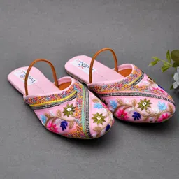 Little Palz Floral Embroidered & Sequins Embellished Mojaris - Light Pink-picture-14