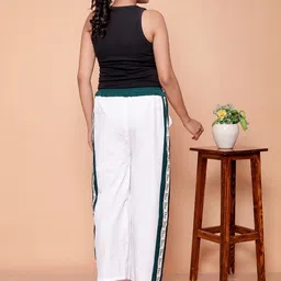 GRX Women Easy Wash Trousers image 3