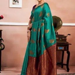 HERE&NOW Paisley Woven Design Zari Banarasi Saree image 5