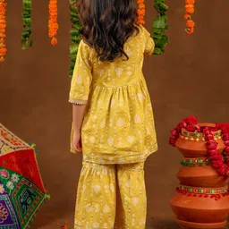 Sangria Girls Ethnic Motifs Printed Regular Kurta with Sharara & With Dupatta image 3