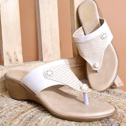 Shoetopia Metal Applique & Textured Strap Detailed Sandals - Cream-picture-18