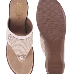 Shoetopia Metal Applique & Textured Strap Detailed Sandals - Cream image 5