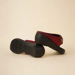 Rubeezz Women Open Toe Flats with Buckles image 4