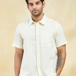 Fabindia Men Textured Spread Collar Cotton Casual Shirt-picture-25