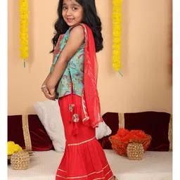 Kinder Kids Cotton Woven Sleeveless Floral Printed & Gota Lace Embellished Kurti Sharara With Dupatta Set - Green image 5