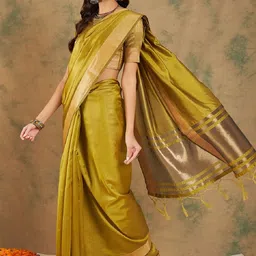 DWIJA FASHION Woven Design Zari Kanjeevaram Saree With Contrast Border image 4