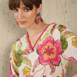 Indo Era Women Floral Printed Regular Pure Cotton Kurta with Trousers image 5