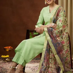 Janasya Women Solid Kurta with Trousers & Dupatta image 4