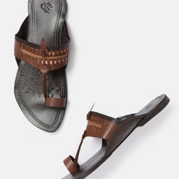 House of Pataudi Men Leather Kolhapuris-picture-5