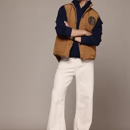 The Roadster Lifestyle Co. Men Padded Gilet Jacket image 2
