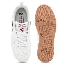 Red Tape Men Round Toe Memory Foam Sneakers image 5