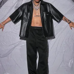 CLOTH N CODE Men Printed Relaxed Straight Fit Trousers image 4