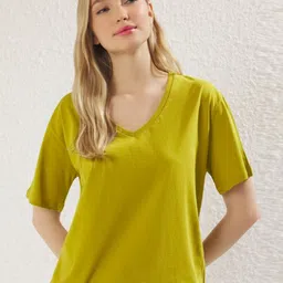 Trendyol Women V-Neck Extended Sleeves Cut Outs T-shirt-image-35