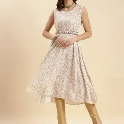 Rangita Off-White Printed Flared Kurta-picture-28