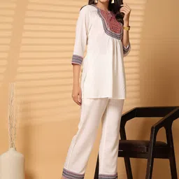 ARDITA Printed Top With Palazzo Co-Ords image 4