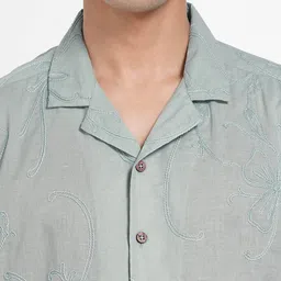 7 Alt by Pantaloons Men Relaxed Fit Textured Cuban Collar Pure Cotton Casual Shirt image 3