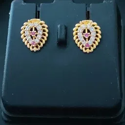 niva fashion Leaf Shaped Studs Earrings-picture-37