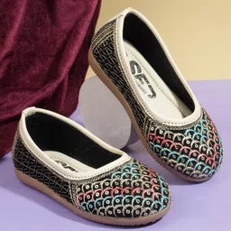 SHOES FOR JUNIORS Sequins Embellished Threadwork Detailed Ballerinas - Beige-picture-19