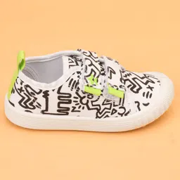 Cute Walk by Babyhug Velcro Closure Abstract Printed Casual Shoes - White & Lime Green image 3