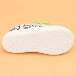 Cute Walk by Babyhug Velcro Closure Abstract Printed Casual Shoes - White & Lime Green image 4