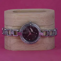 VIRAKTI Women Brass Embellished Dial & Metal Straps Analogue Watch H-10-SILVER BLACK-S01 image 3