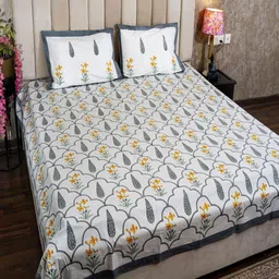 Hawamahal White & Blue Floral 350 TC King Bedsheet with 2 Pillow Covers-picture-17