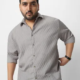 Urbano Plus Men Spread Collar Textured Cotton Casual Shirt-picture-19