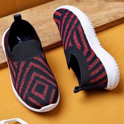 TRASE Abstract Designed Slip On Shoes - Navy Blue & Red-picture-7