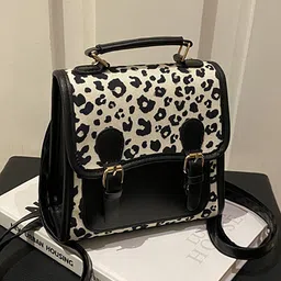 LULU & SKY PU Structured Handheld Bag-picture-25