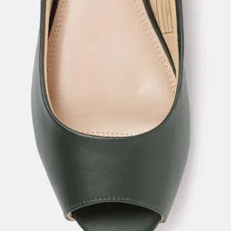 Van Heusen Woman Open Toe Flats image 2