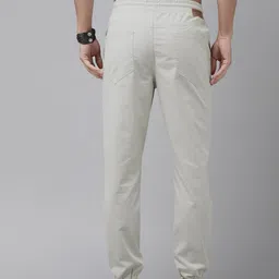 The Roadster Lifestyle Co. Men Regular Fit Solid Pleated Joggers image 3