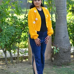 WINDROP SOLUTIONS Women Cable Knit Crop Cardigan with Applique Detail-image-0