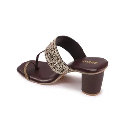 Anouk Textured Ethnic Comfort Sandals image 3