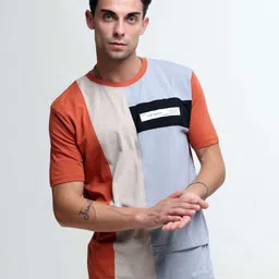 Estilocus Men Colourblocked Round Neck Cotton T-shirt-image-23