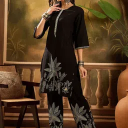 Vastramyaa Floral Printed Thread Work Pure Cotton Straight Kurta With Palazzos image 2