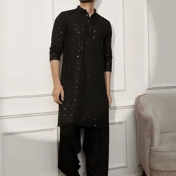 VASTRAMAY Men Solid Embroidered Regular Sequinned Kurta with Patiala-picture-35