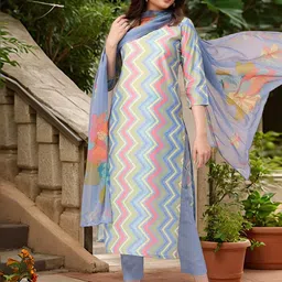 Aaghnya Women Viscose Rayon Printed Kurta Sets image 3