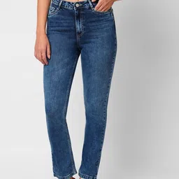 Kraus Jeans Women Straight Fit High-Rise Light Fade Jeans-picture-33