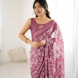 HMP Fashion Floral Printed Saree image 2